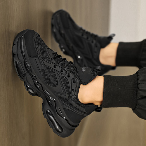 黑武士男鞋冬季男士跑步减震气垫运动鞋男款休闲增高黑色老爹加绒