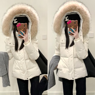 2025新款收腰版羽绒服女冬季短款白色修身显瘦小个子毛领连帽外套