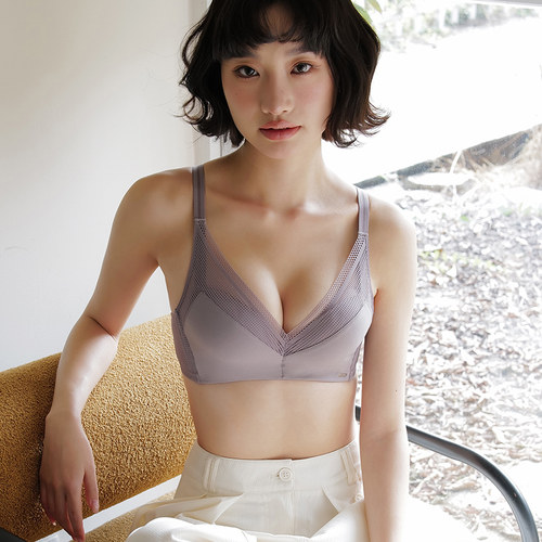 简约无钢圈莫代尔亲肤聚拢文胸