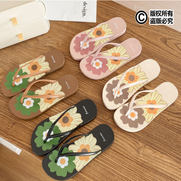韩版花朵夏季人字拖鞋女士外穿时尚防滑平底舒适夹脚凉拖网红沙滩