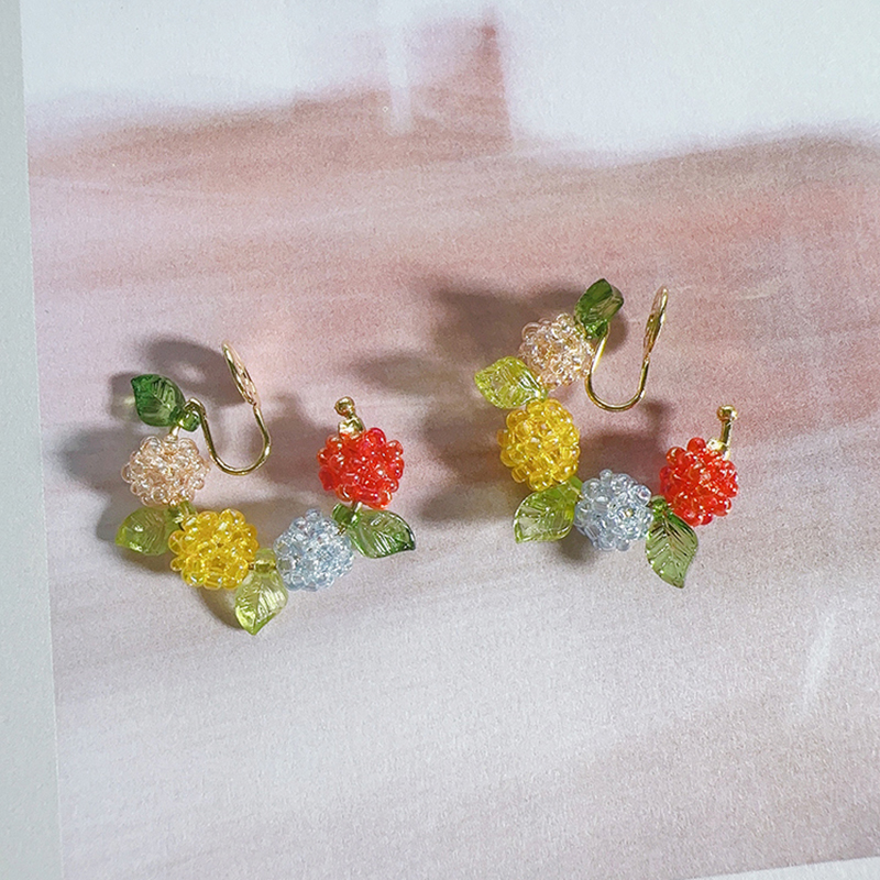 可爱彩色串珠耳环适合夏天的花环