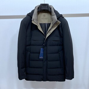冬装新品 黑色立领 可脱卸帽 拉链暗门襟 轻柔面料 男士羽绒服