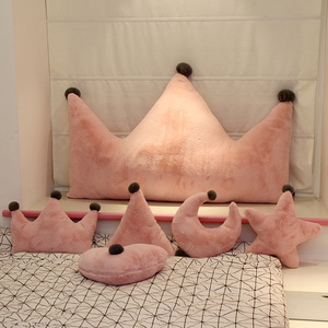 ins日系床头皇冠抱枕