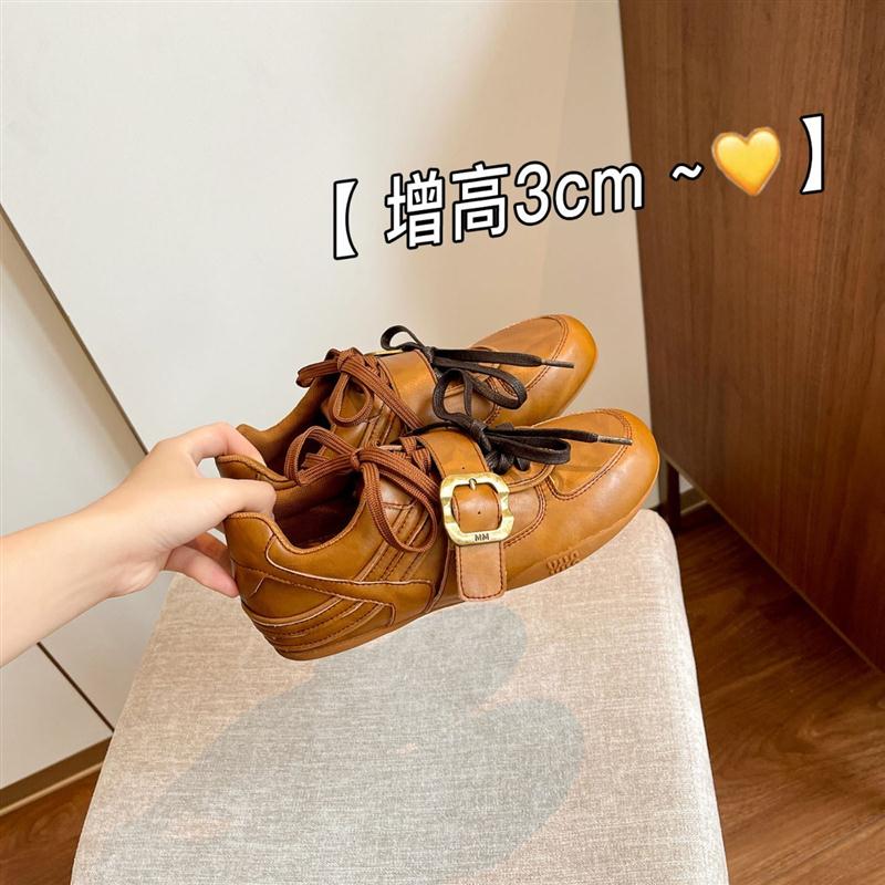 复古皮带扣休闲德训鞋女2025新款秋季运动鞋芭蕾舞小皮鞋阿甘鞋子