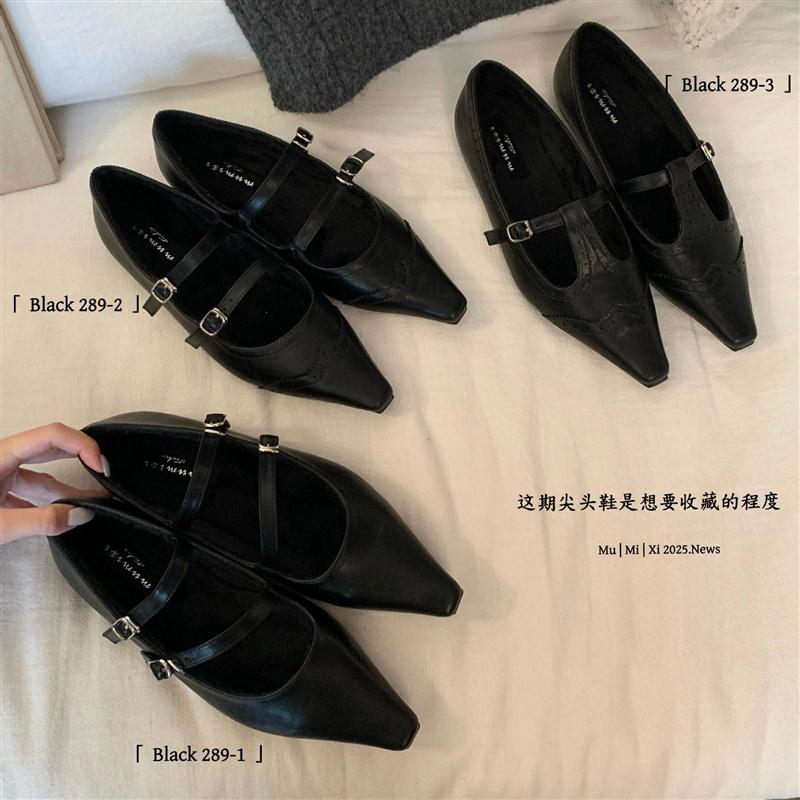 复古黑色尖头浅口玛丽珍单鞋女秋冬新款双排扣低跟通勤百搭小皮鞋
