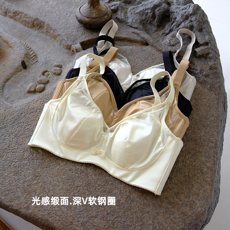 BC杯水晶杯兔耳朵软钢圈防下垂大胸显小时尚高ji感性感缎面文胸女