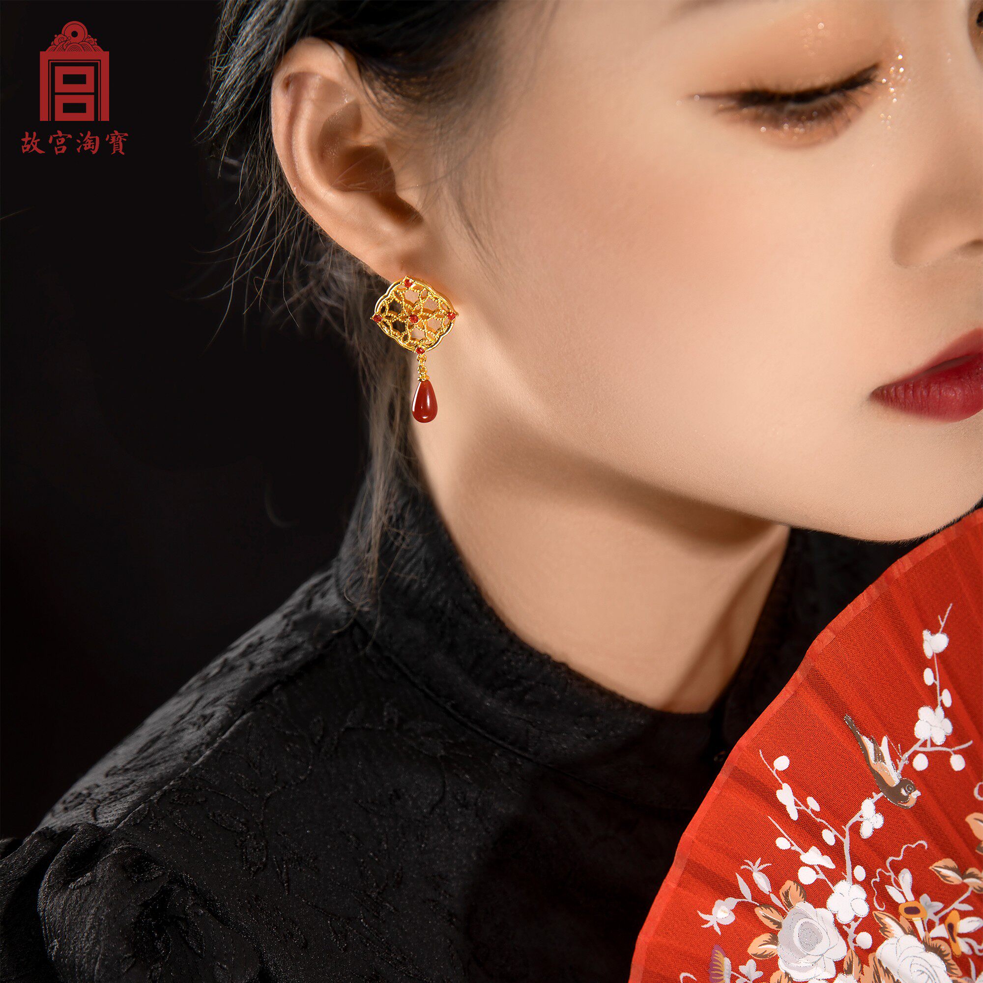 【清仓】故宫淘宝菱花耳饰女高级感古风耳坠复古耳钉本命生日礼物