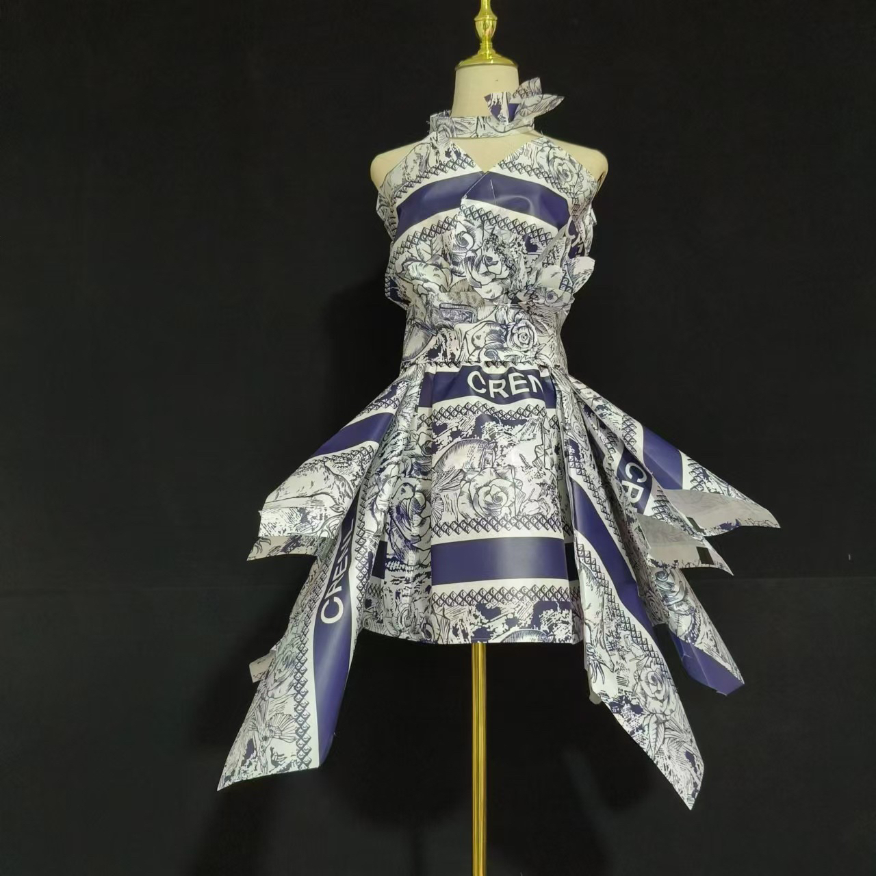 霸王茶姬奶茶袋表演服儿童环保演出服幼中国风男童女童演出服