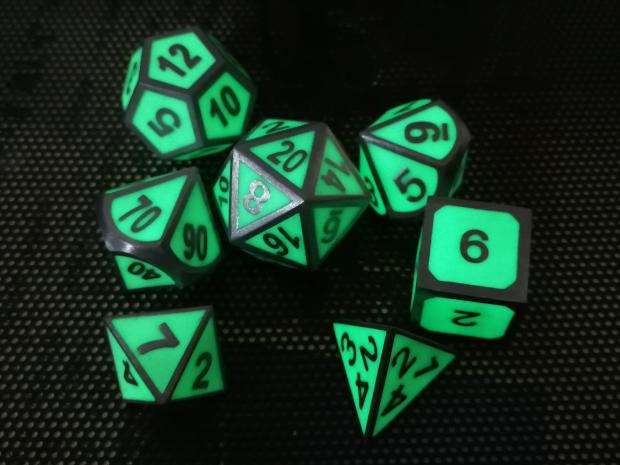 金属夜光数字骰子coc跑团第5人绝地网游周边发光色子新款满就减