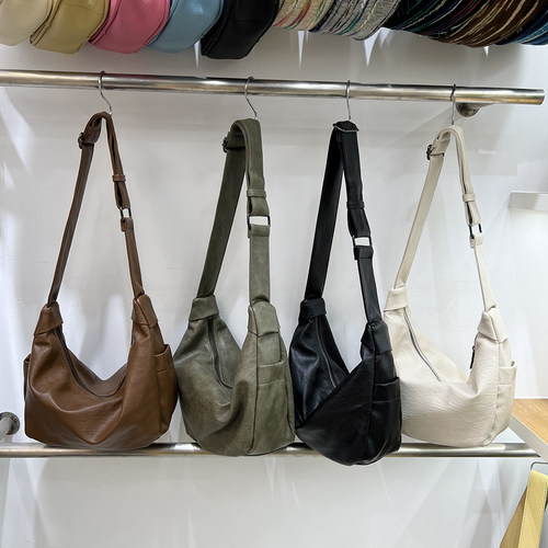 设计师文艺柔软单肩斜挎托特包女