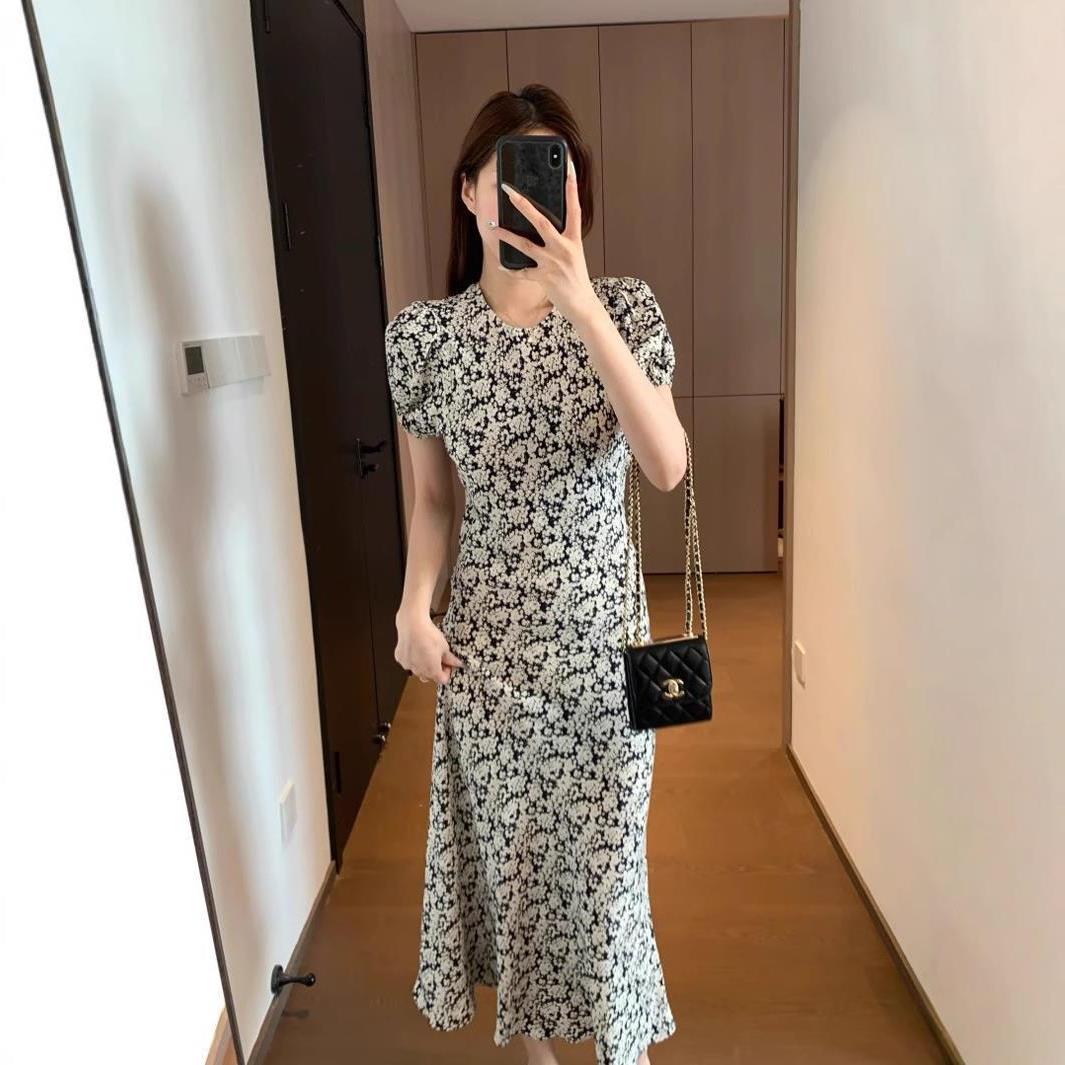 轻盈薄感亲肤中长款连衣裙