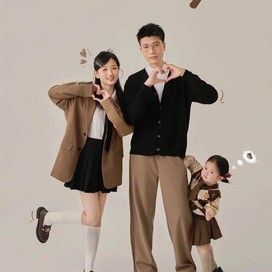 2024年新款儿童摄影秋冬美拉德色系亲子一家三口服装影楼拍摄服装