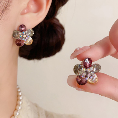 欧美时尚复古撞色花瓣耳钉女精致轻奢独特百搭设计感超闪耳环