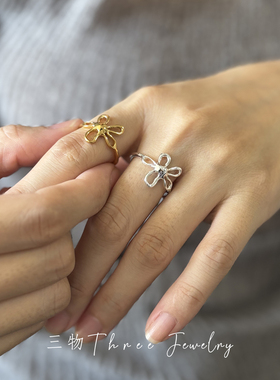 三物THREE日韩小众设计幸运小花戒指时尚百搭叠戴气质开口戒指