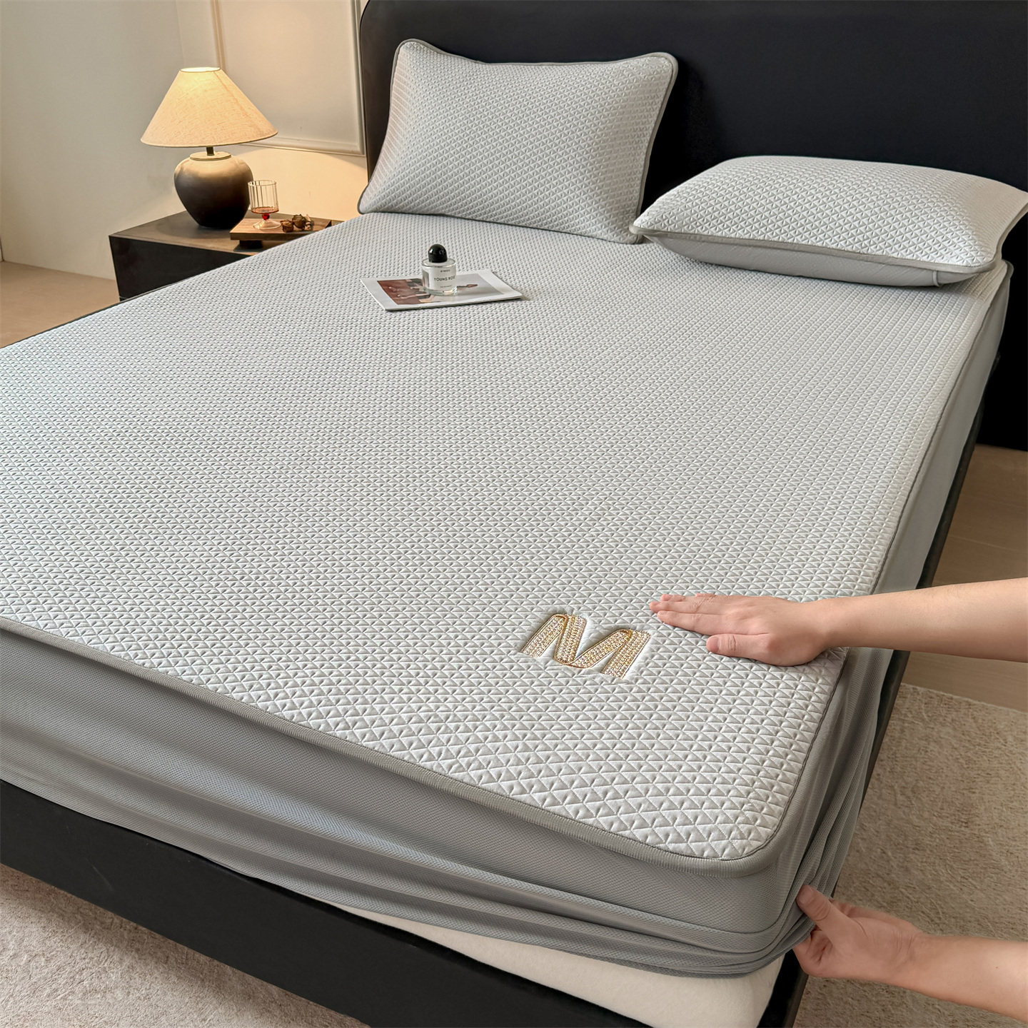 刺绣凉豆豆床笠夏季冰丝凉席床垫保护套床罩防滑凉感床单2026新款