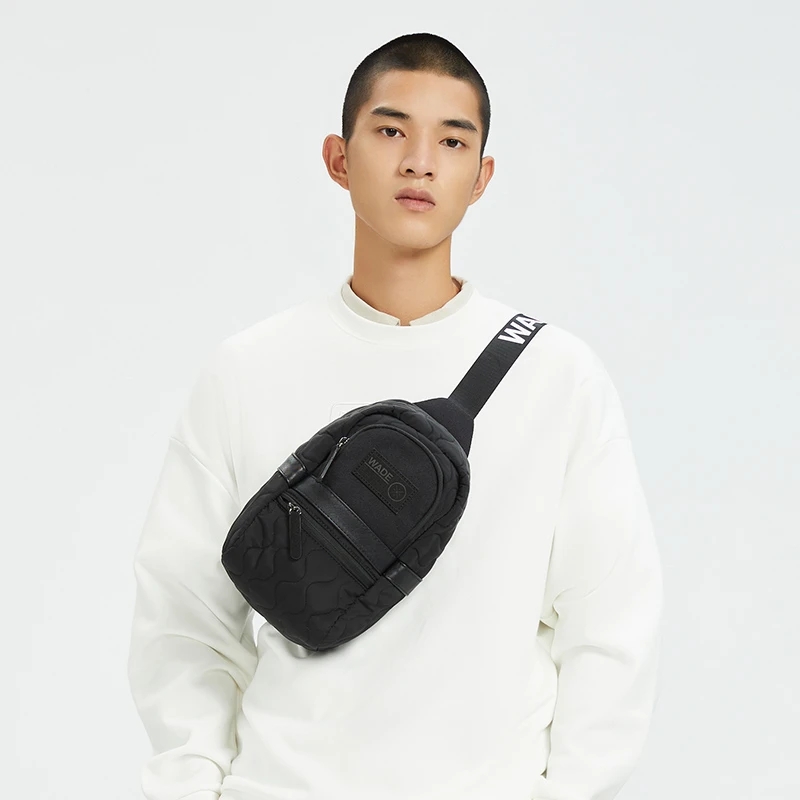 李宁斜挎包男女骑行腰包户外健身手机多功能便携胸包运动跑步背包