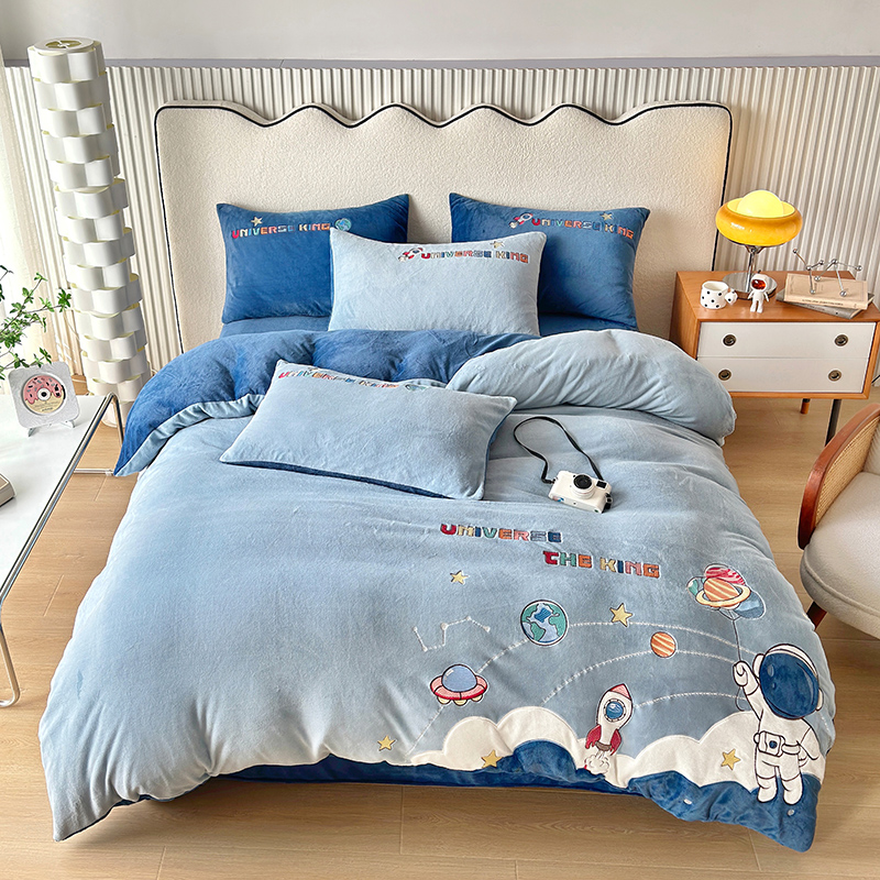 加厚保暖牛奶绒儿童卡通三四件套