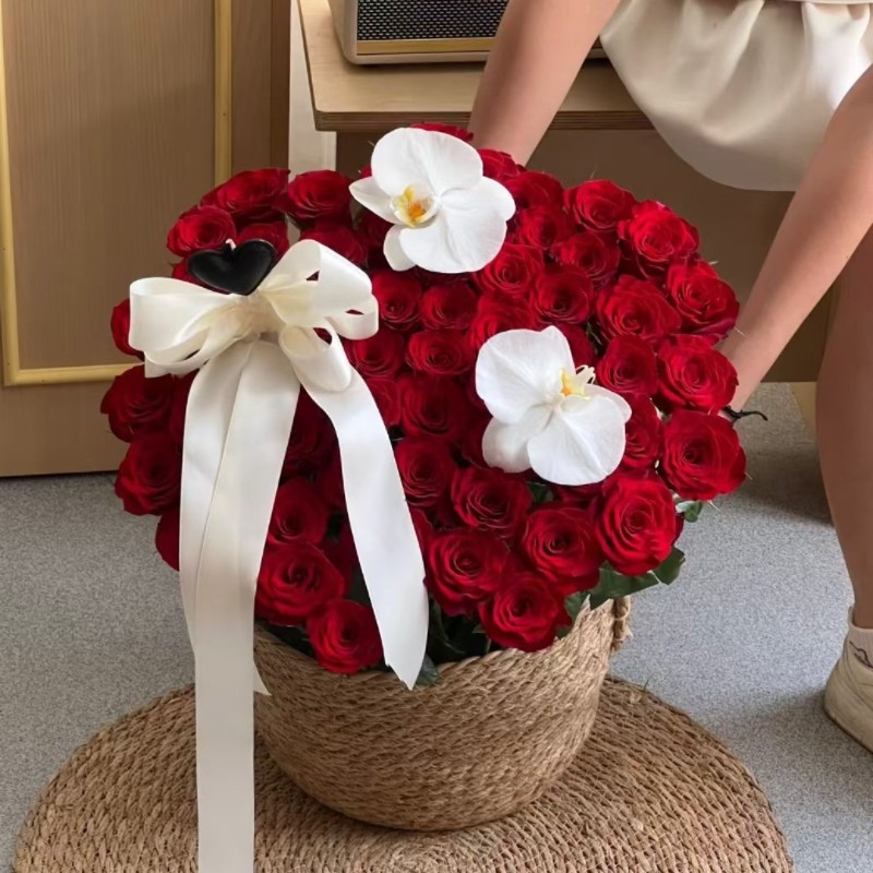 西安花店生日鲜花配送情人节七夕告白求婚玫瑰抱抱蓝鲜花