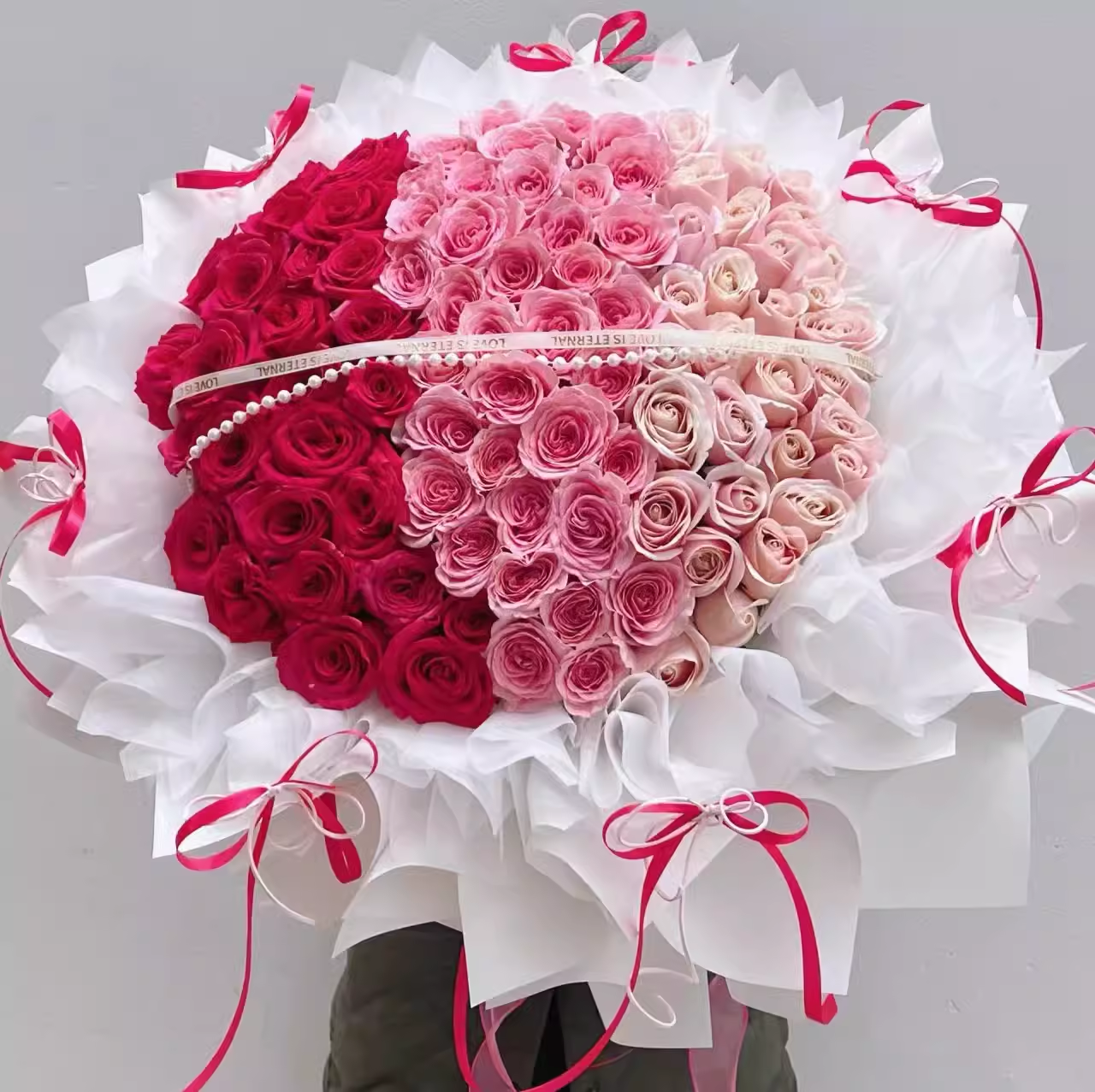 99朵红玫瑰求婚表白纪念日花束生日订婚结婚撒狗粮拍照打卡鲜花