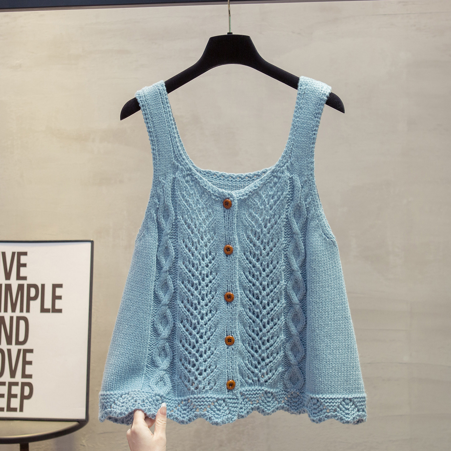 开衫镂空针织马甲背心女2026春秋新款宽松外穿马夹叠穿毛衣坎肩潮