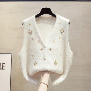 绣花开衫v领针织马甲背心女2026春秋冬新款宽松外穿马夹毛衣坎肩