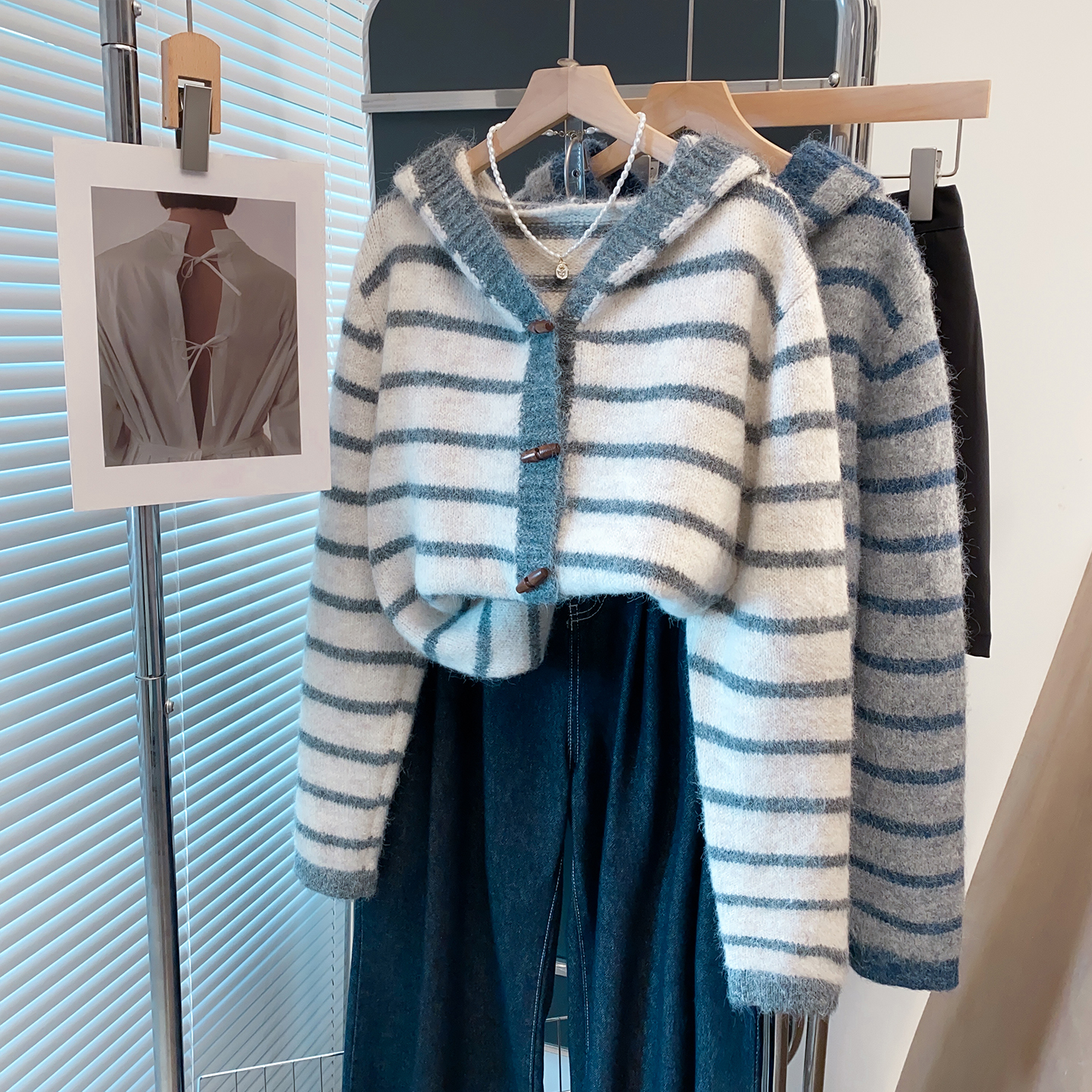 羊毛连帽条纹毛衣外套女针织开衫