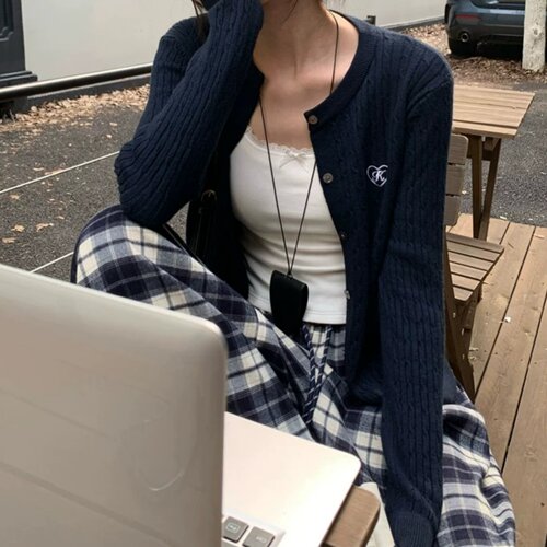 宝蓝麻花针织开衫女春秋外搭