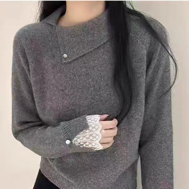 灰色翻领加厚蕾丝打底毛衣女