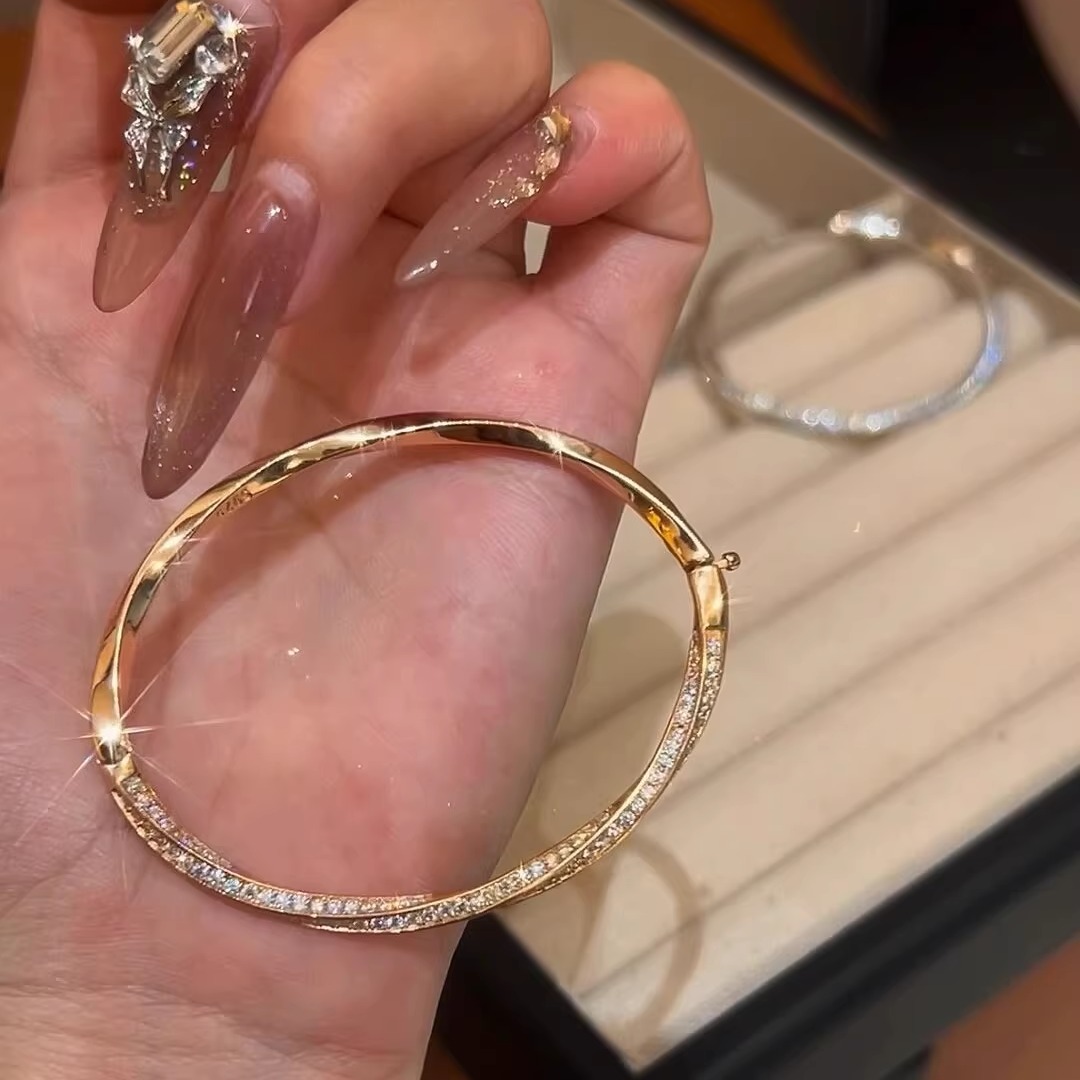 蕾迪高定［莫比乌斯环手镯］s925银镀18k金全莫桑手镯