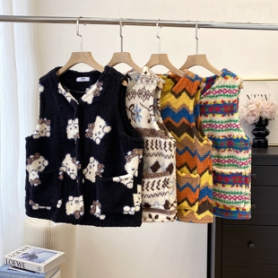 秋冬季加绒加厚米粒绒无袖马甲女打底开衫背心可外穿卡通坎肩马夹