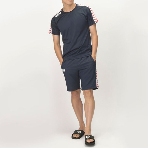 Arena男女游泳短裤运动训练速干