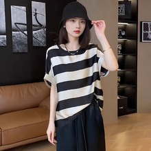 条纹中长款T恤短袖女上衣夏薄款轻奢高级感独特绝美夏日小上衣