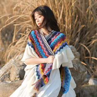 旅游披肩民族风复古女木耳边旅行穿搭流苏外搭保暖披风大斗蓬