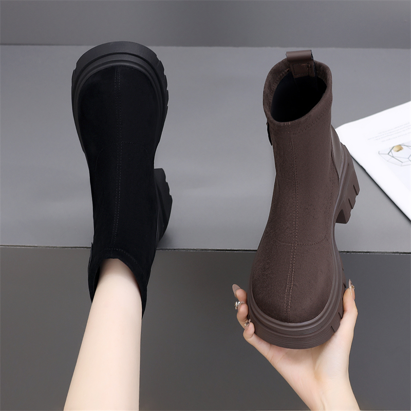 加绒短靴女款英伦风马丁靴