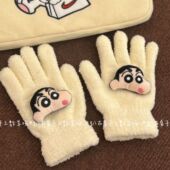 新款 蜡笔小新高颜值ins可爱毛绒绒手套学生骑行分指手套冬季 保暖