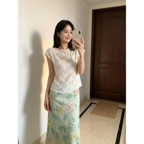 BERUN 复古圆领气质蕾丝提花短袖T恤女夏季镂空修身显瘦百搭上衣