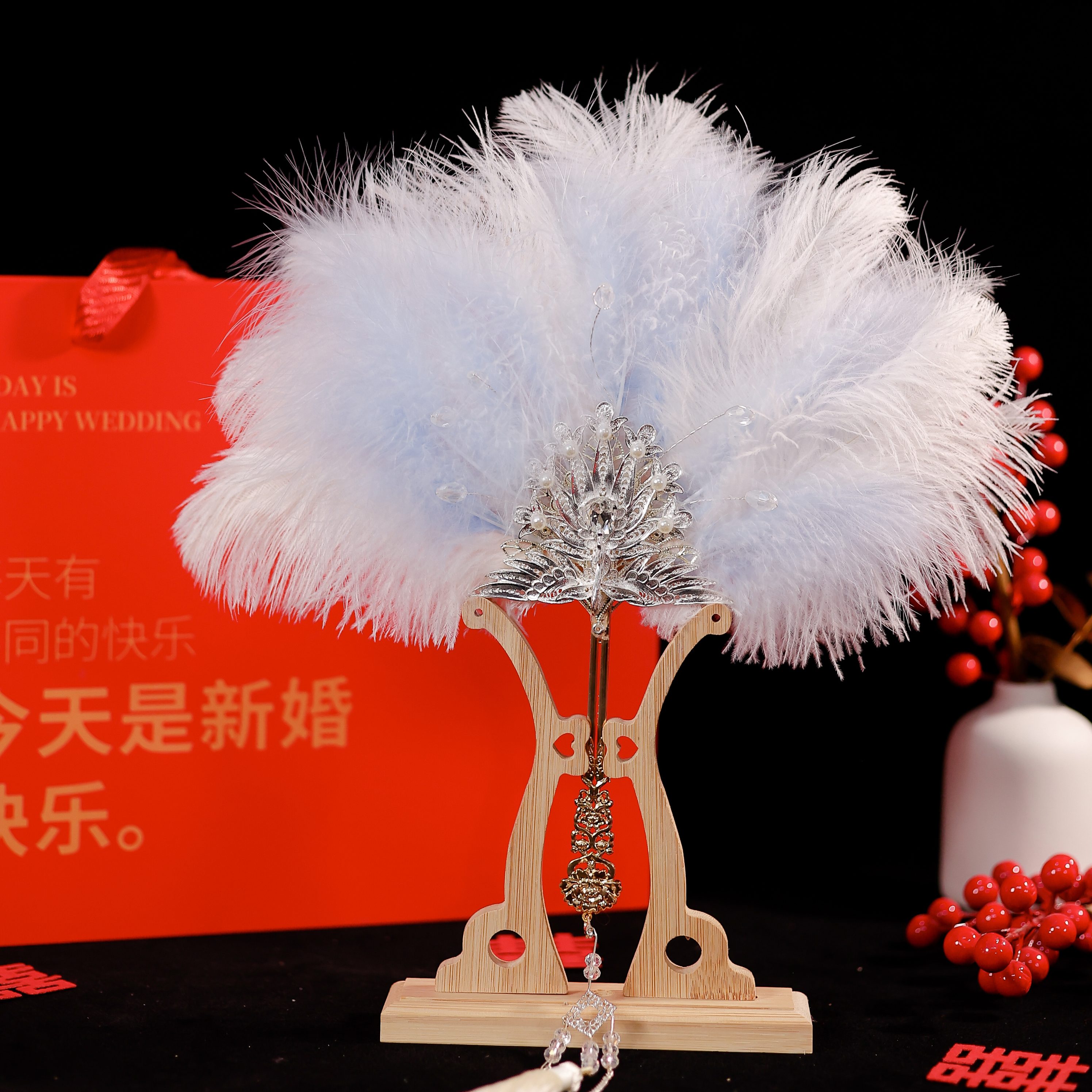 洛丽塔旗袍折扇汉服复古舞蹈仙气怀旧蕾丝走秀婚包扇子摄影羽毛扇