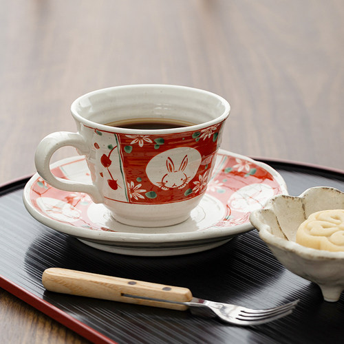 日本进口赤绘兔陶瓷咖啡杯碟套装