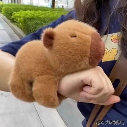卡皮巴拉公仔流鼻涕的水豚玩偶卡比吧啦毛绒玩具娃娃挂件生日礼物