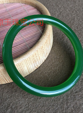 菠菜绿细圆条手镯镯子