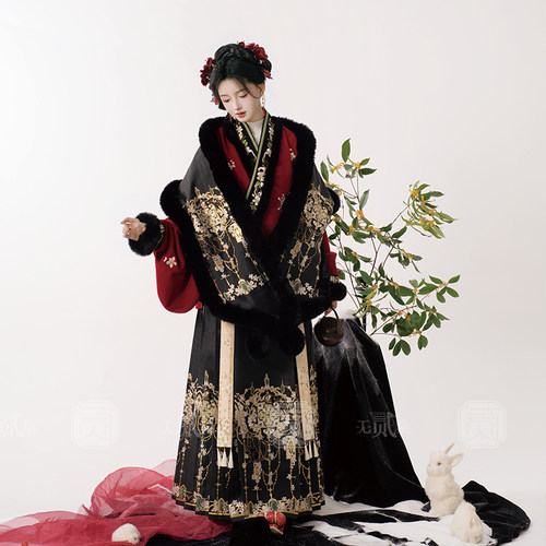 无贰集原创披肩新年款明制汉服