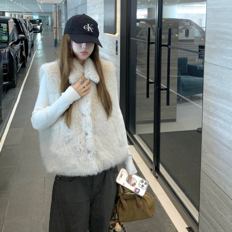 小翻领仿狐狸毛皮草马甲女短款毛毛马甲女冬季保暖加棉环保背心