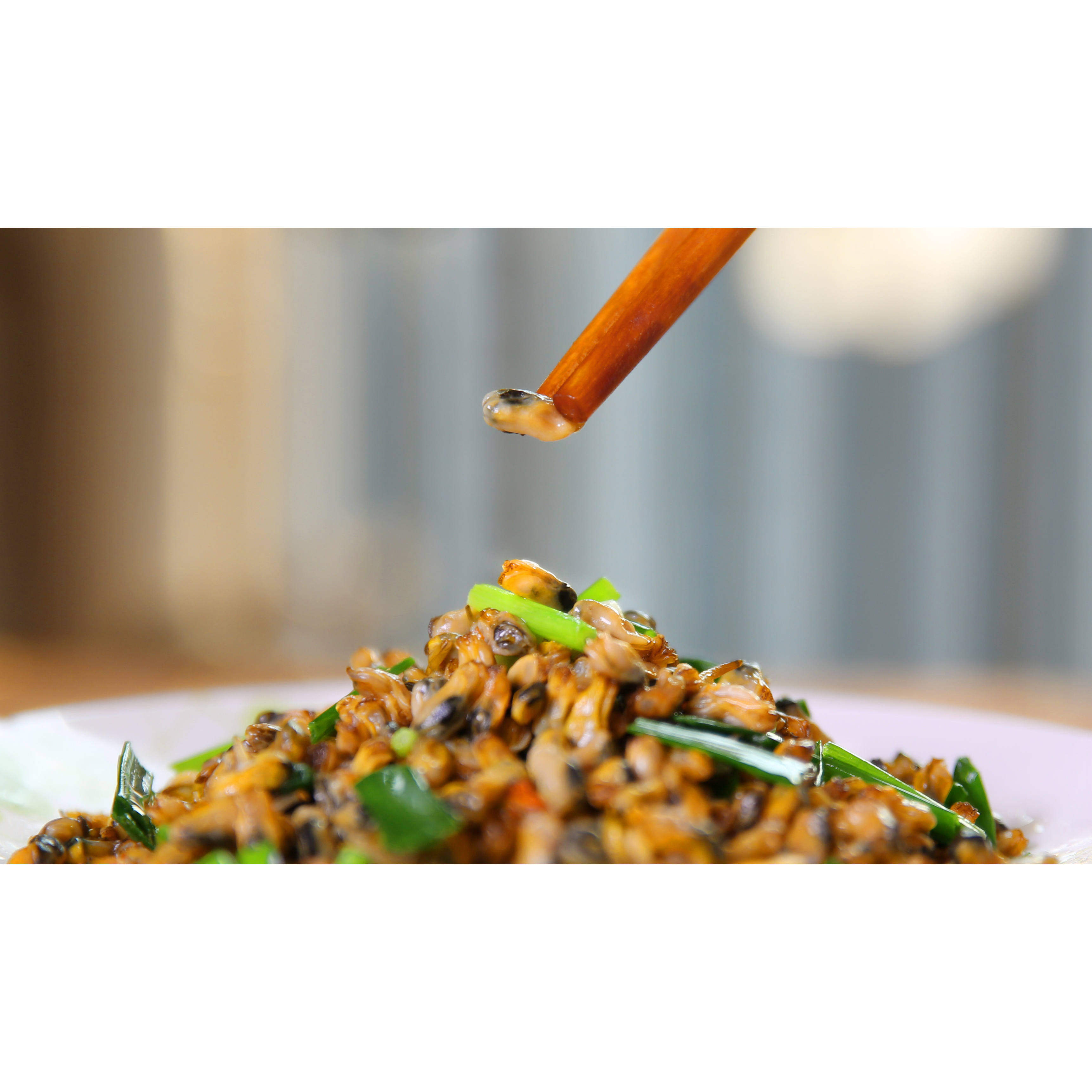 2026当季薄壳米炒葱韭菜煎蛋配粥鲜甜可口(250g/包)