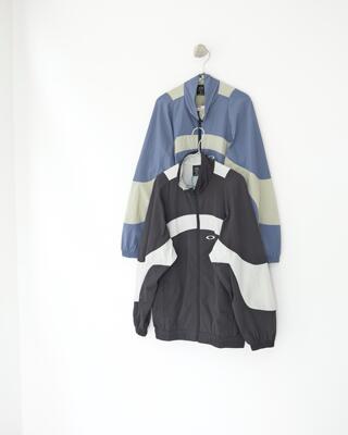 小众买手 OAKLEY 25ss拼接风衣外套户外防风反光夹克潮流撞色夹克