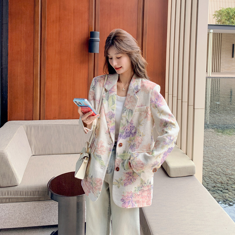 彩色印花小香风西装外套女2025秋季新款独特漂亮高级感小西服上衣