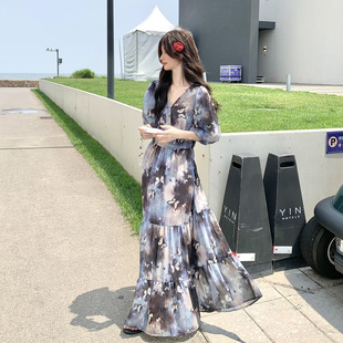 法式 绝美蝴蝶印花连衣裙女2025夏新款 复古浪漫度假风气质V领长裙