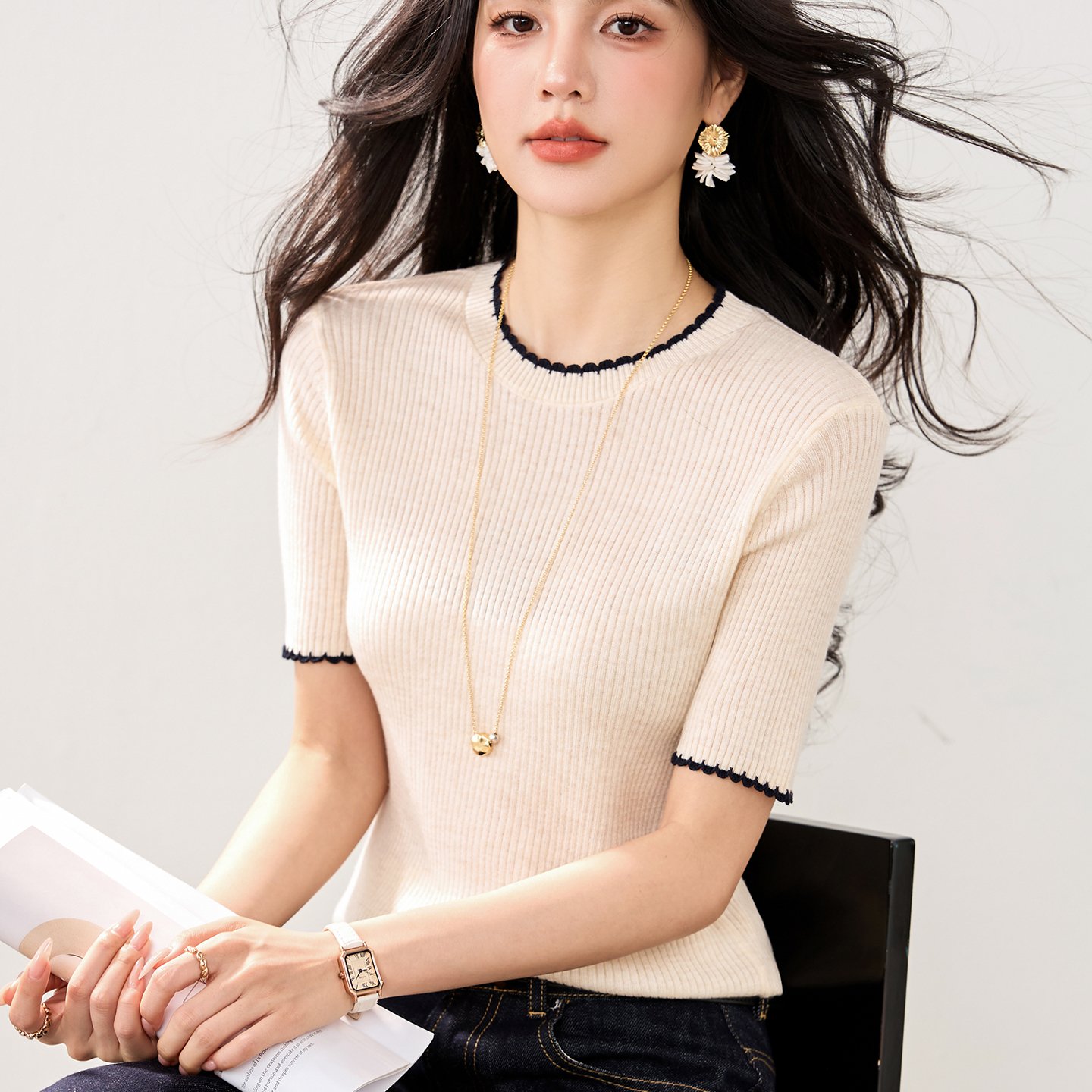 实拍春夏新款冰丝藏青色短袖针织衫女小香风圆领套头撞色短款体恤