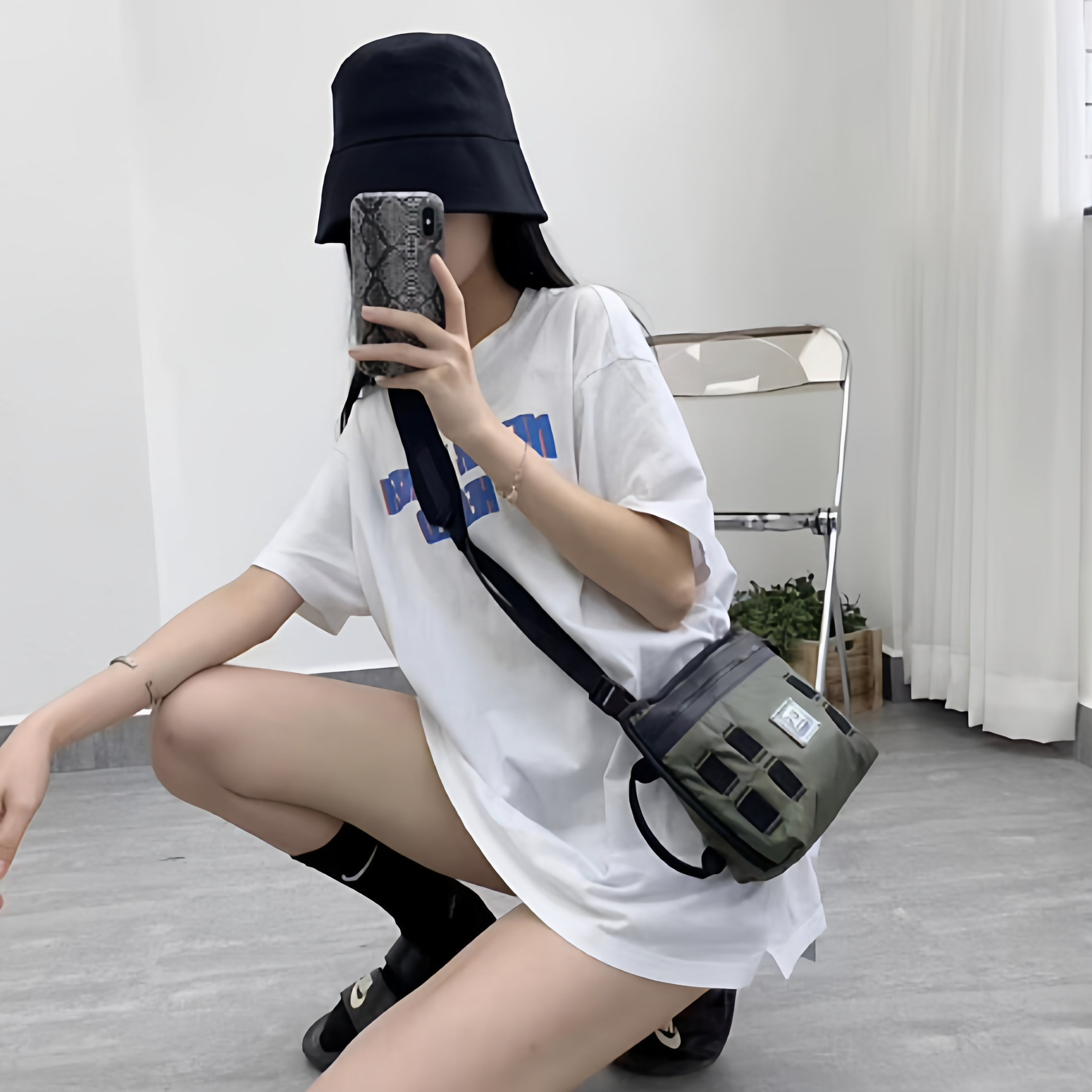 高定 ance 休闲方块笑脸表情单肩包斜挎包防水尼龙腰包手机包挎包