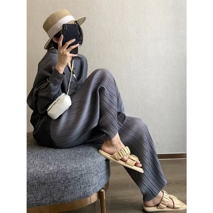 三宅褶皱直筒阔腿裤子女