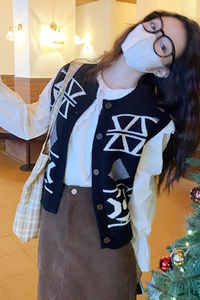 针织马甲开衫毛上衣女早春秋短款小个子背心设计感小众ins甜辣妹